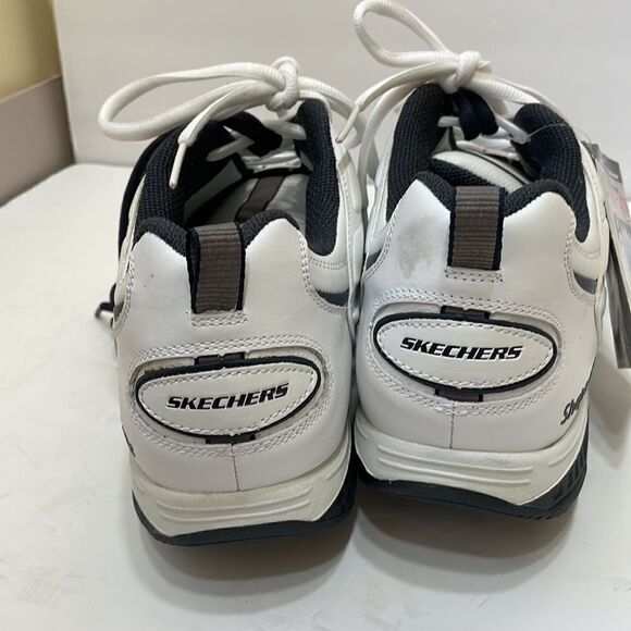 NEW WITH TAGS SKECHER SHAPE UPS IN WHITE LEATHER - Picture 7 of 11